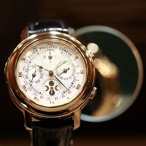 ceas patek philippe original pret|Ceasuri Patek Philippe. Pret intre 3000.